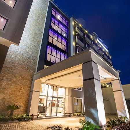 BON Hotel Tripod Owerri Buitenkant foto